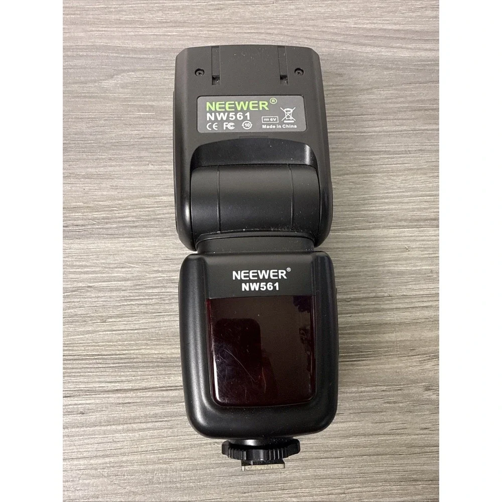 Canon EOS 1200D 18MP Digital SLR Camera EF-S 18-55mm‎ III lens, 32gb Sd Card